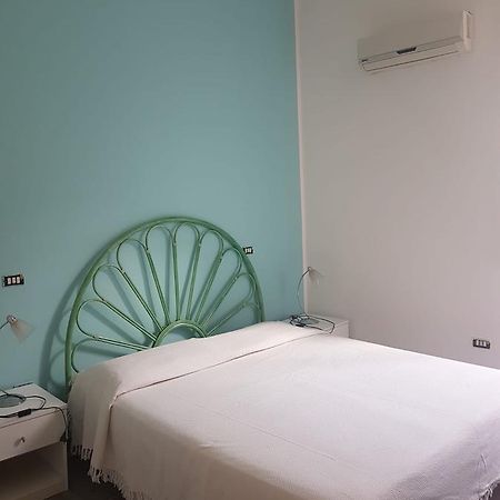 Bed and Breakfast Casanoemi 2 Cagliari Exterior foto
